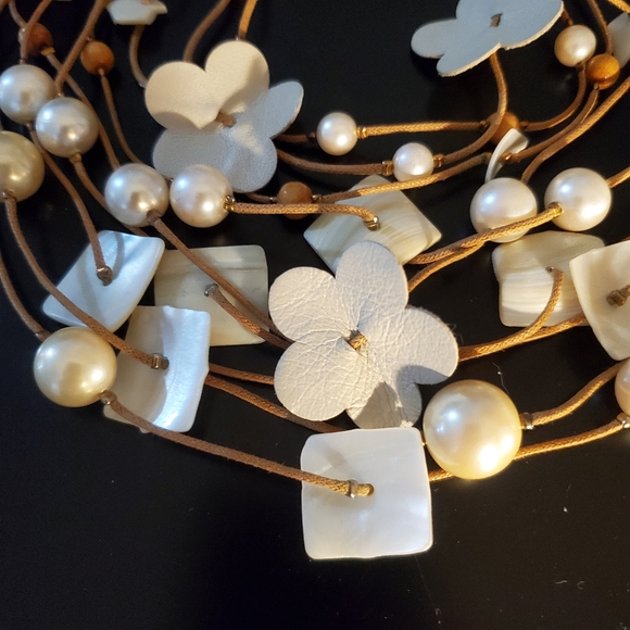 Handmade multi strand choker necklace, pearl & leather, white / cream / gold - Picture 3 of 11